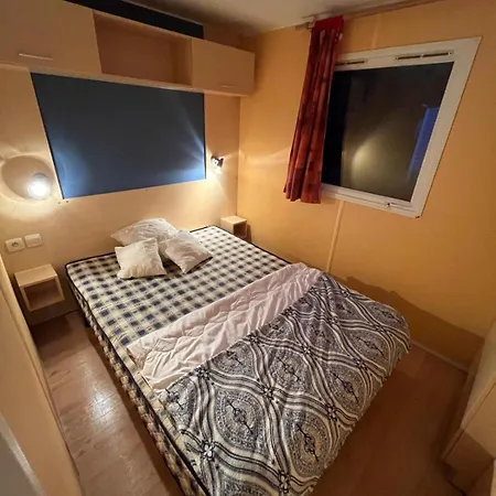 Camping Mobil-home Avec Belle Exposition Saint-Chéron