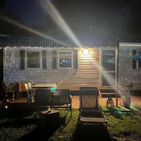 Mobil-home Avec Belle Exposition Camping Saint-Chéron