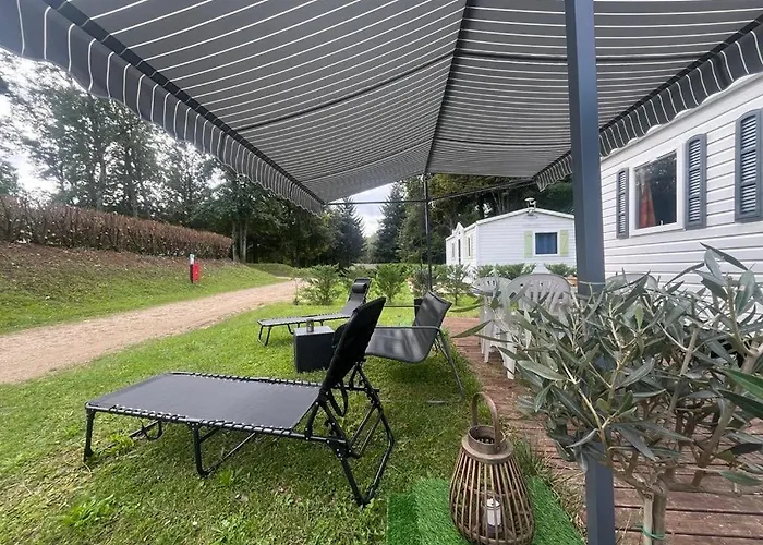 Mobil-home Avec Belle Exposition 캠프장